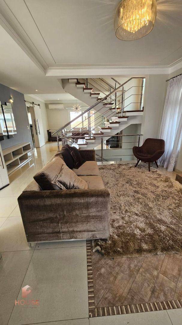 Casa de Condomínio à venda com 3 quartos, 300m² - Foto 24