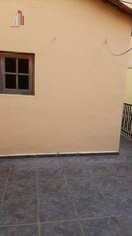 Casa à venda com 3 quartos, 200m² - Foto 21