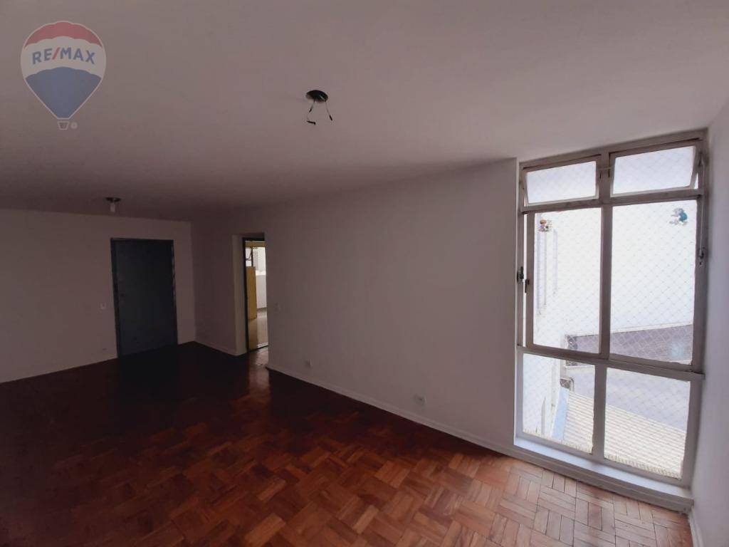 Apartamento para alugar com 2 quartos, 90m² - Foto 1