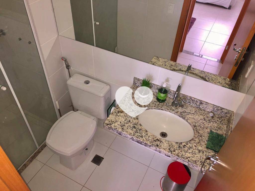 Apartamento à venda com 2 quartos, 70m² - Foto 9