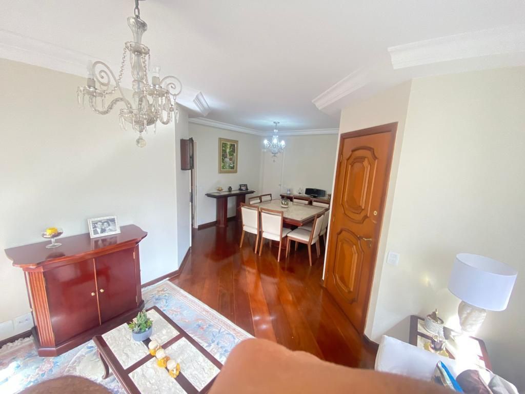 Apartamento à venda com 4 quartos, 130m² - Foto 8