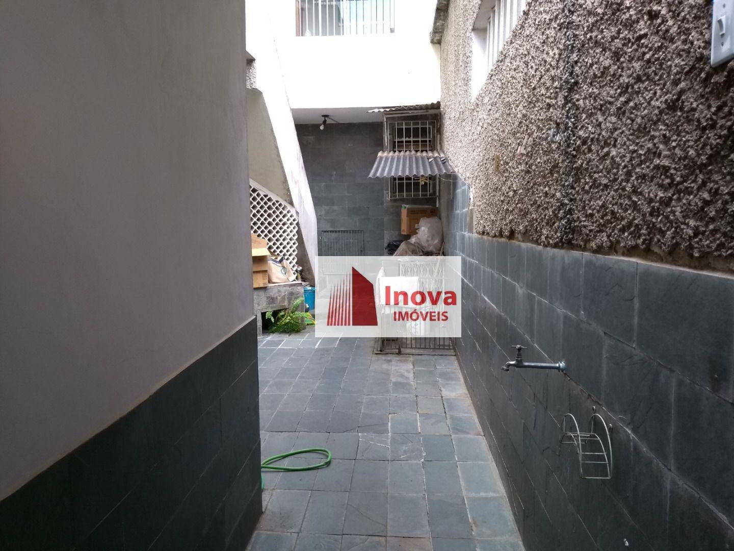 Casa à venda com 4 quartos, 300m² - Foto 21