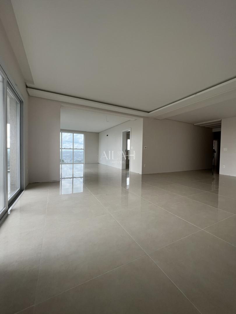 Apartamento à venda com 3 quartos, 223m² - Foto 31