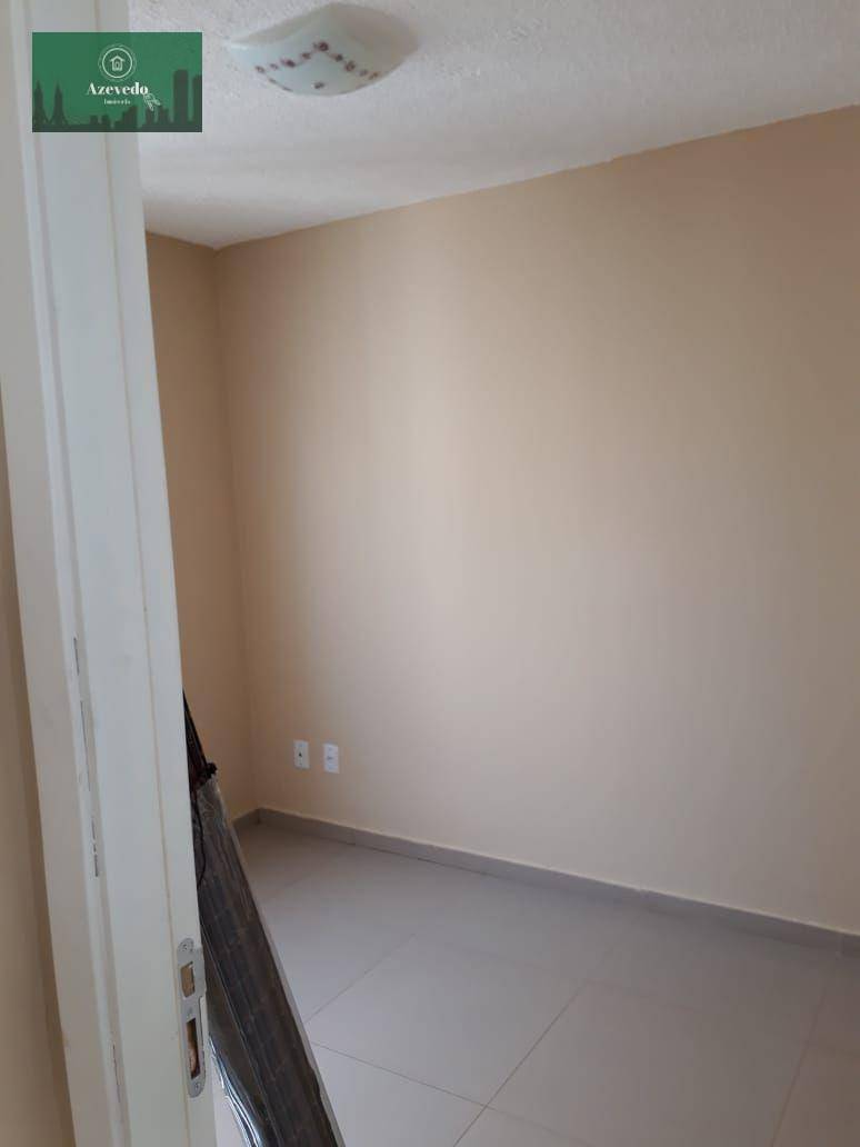 Apartamento à venda com 2 quartos, 42m² - Foto 2