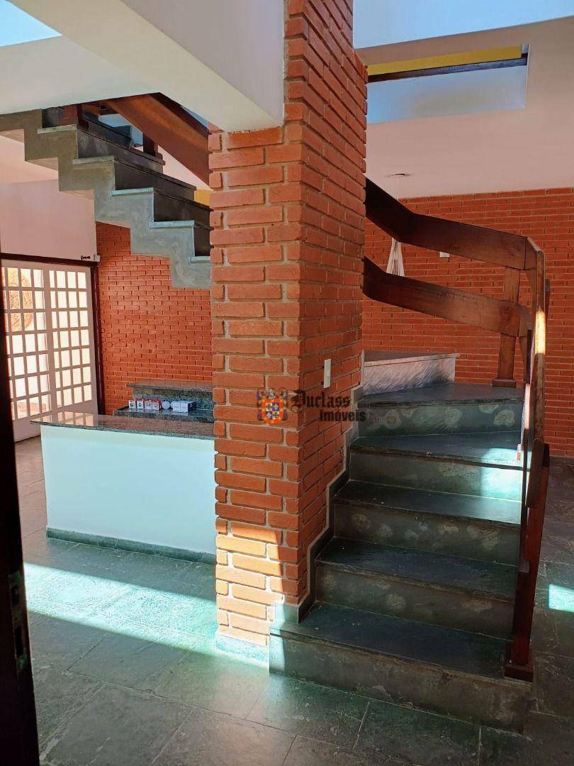 Sobrado à venda com 6 quartos, 261m² - Foto 14