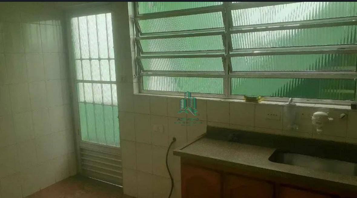 Sobrado à venda com 2 quartos, 150m² - Foto 11