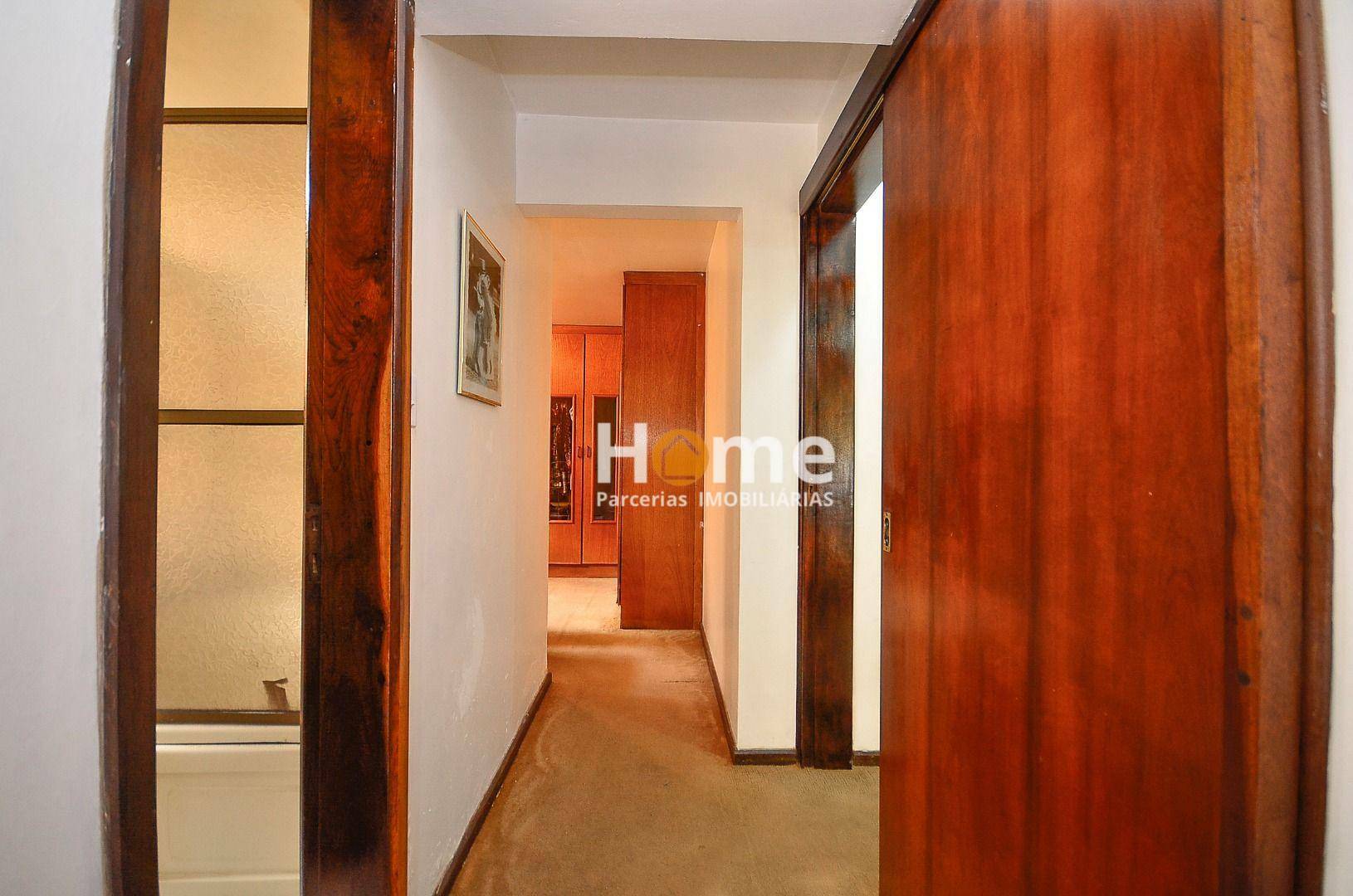 Casa à venda com 3 quartos, 300m² - Foto 24