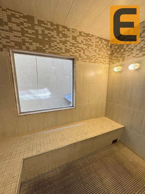 Casa de Condomínio à venda com 5 quartos, 410m² - Foto 32