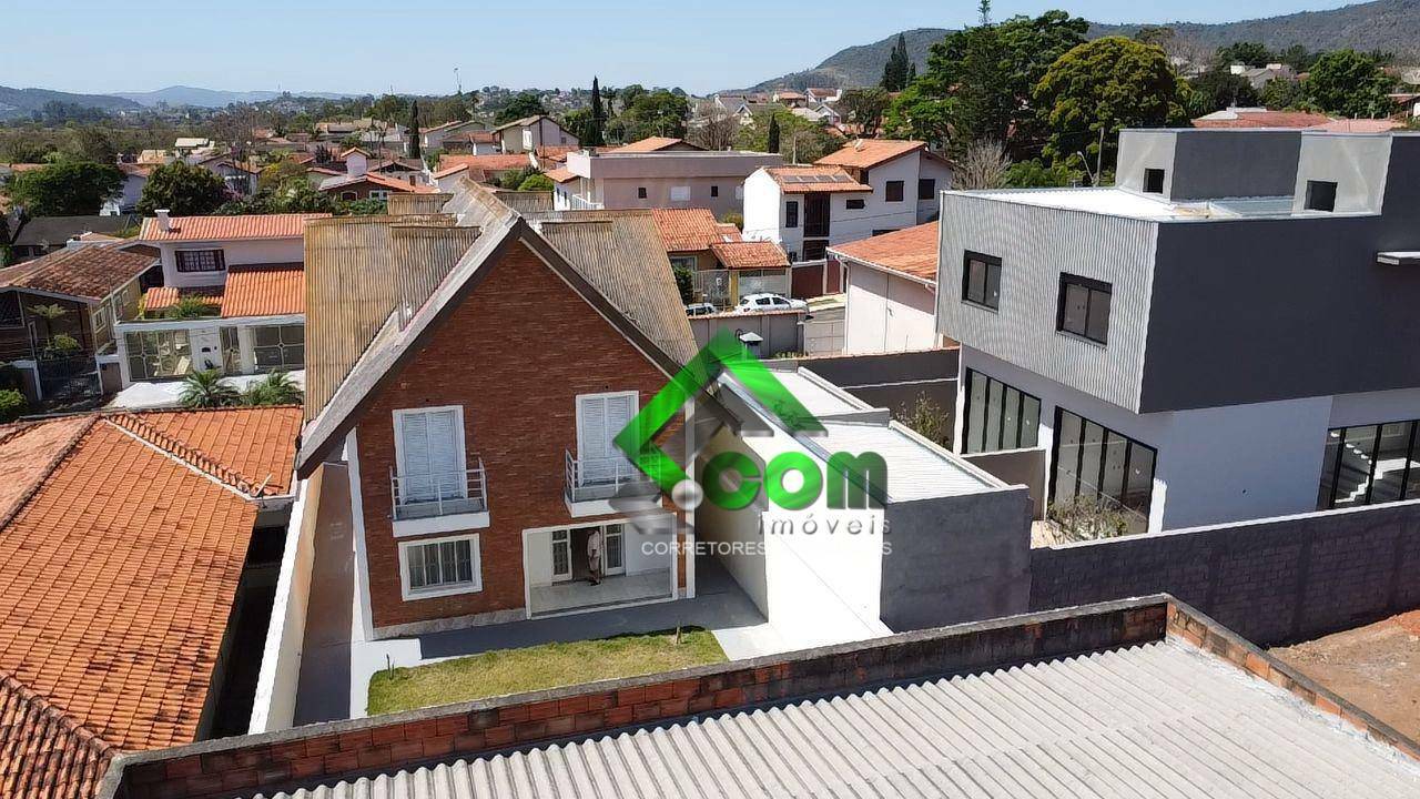 Casa à venda com 7 quartos, 410m² - Foto 40