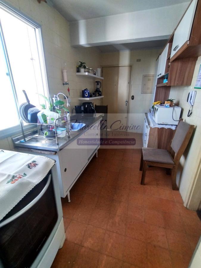 Apartamento à venda com 2 quartos, 69m² - Foto 13