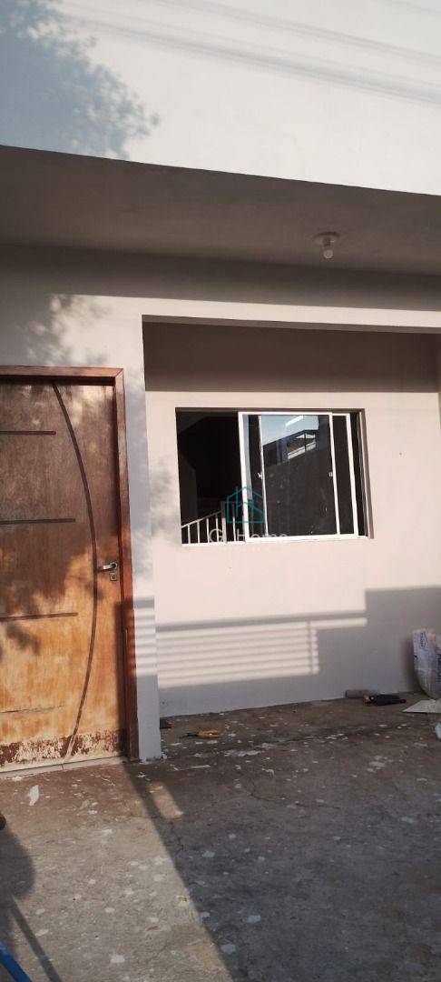 Casa à venda com 4 quartos, 180m² - Foto 10