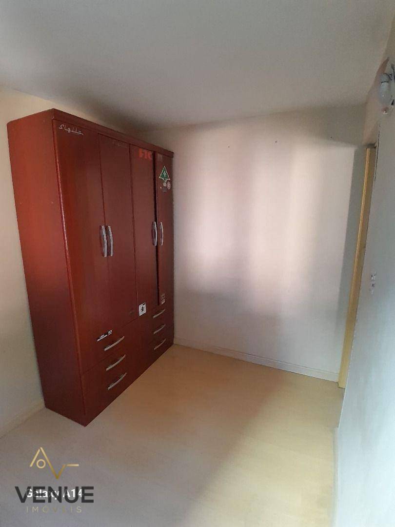 Apartamento à venda com 2 quartos, 55m² - Foto 9