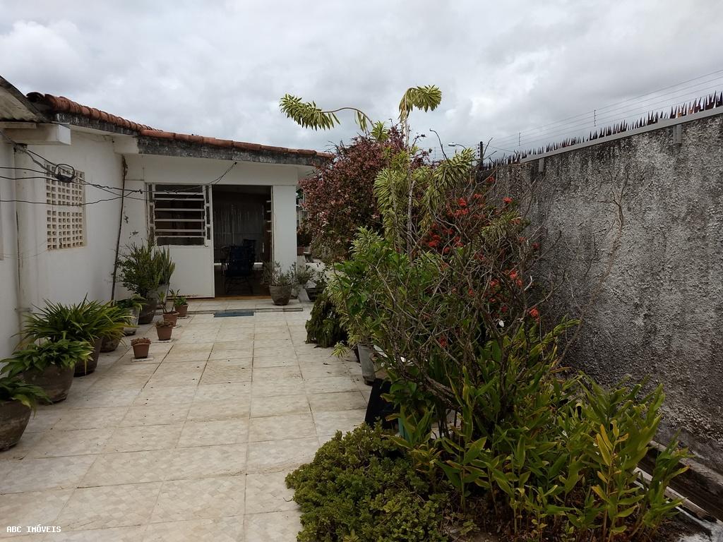 Casa à venda com 4 quartos, 350m² - Foto 18