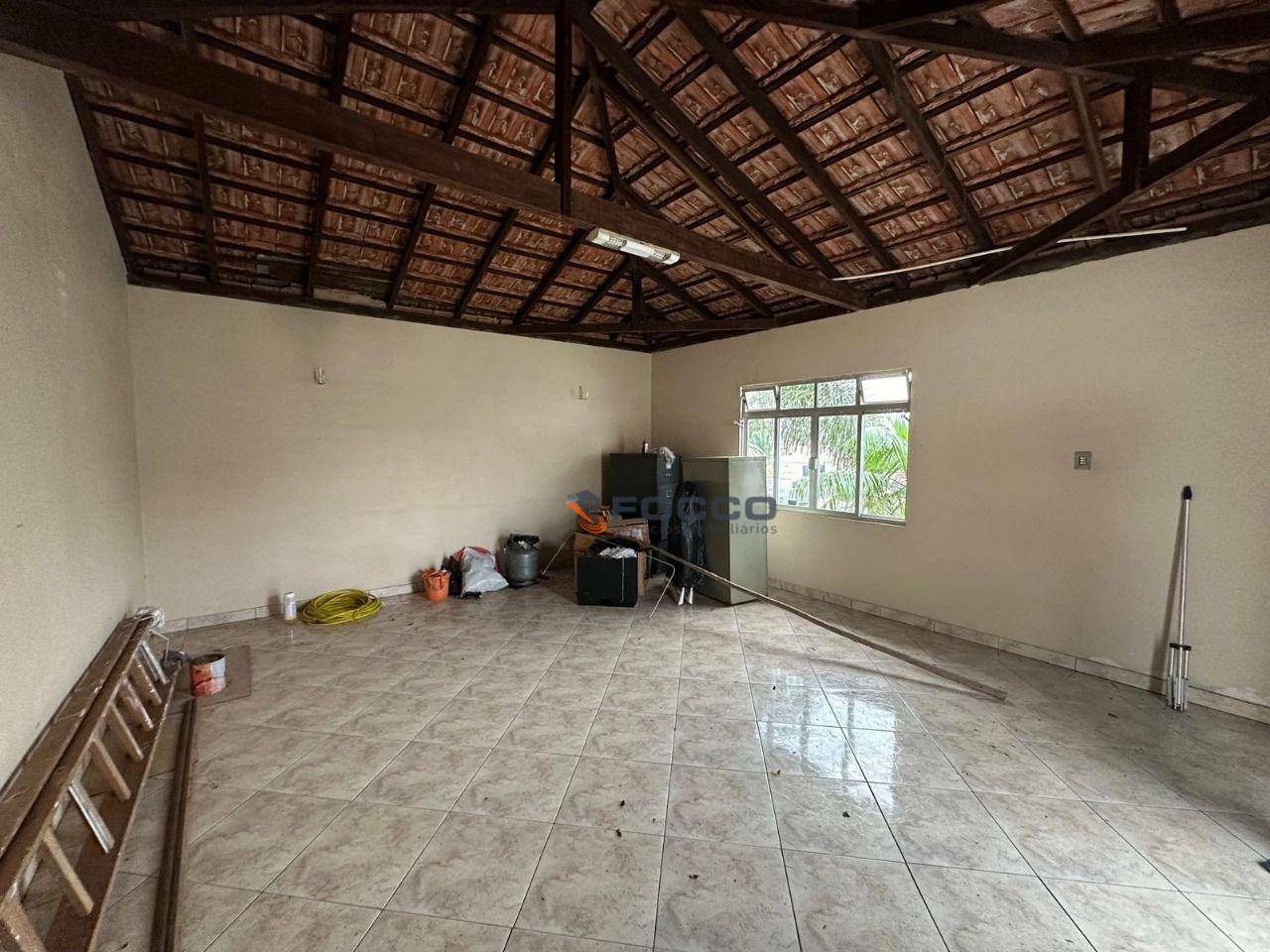 Casa à venda com 3 quartos, 105m² - Foto 13