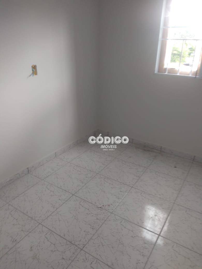 Apartamento para alugar com 2 quartos, 38m² - Foto 10