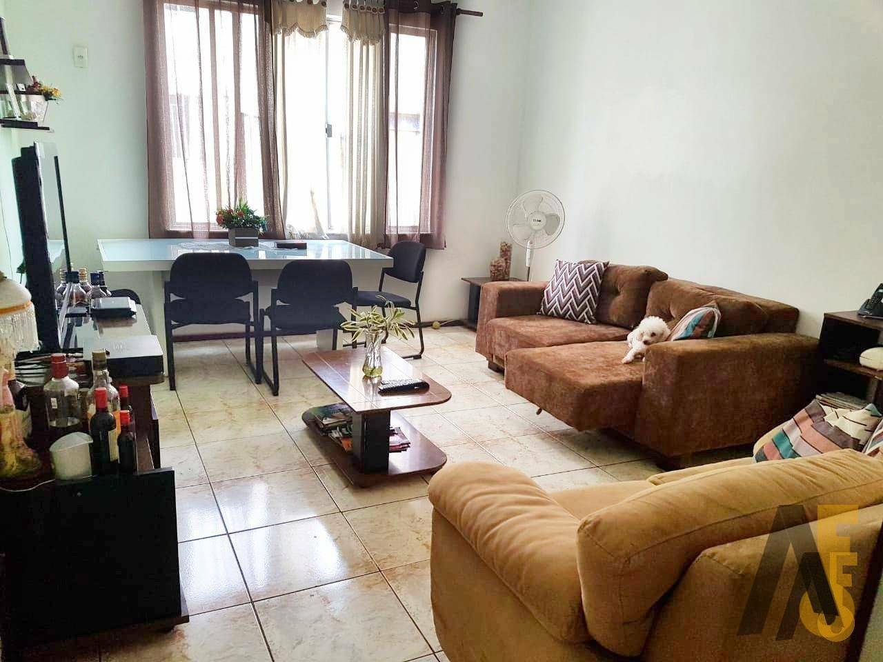 Apartamento à venda com 3 quartos, 93m² - Foto 1