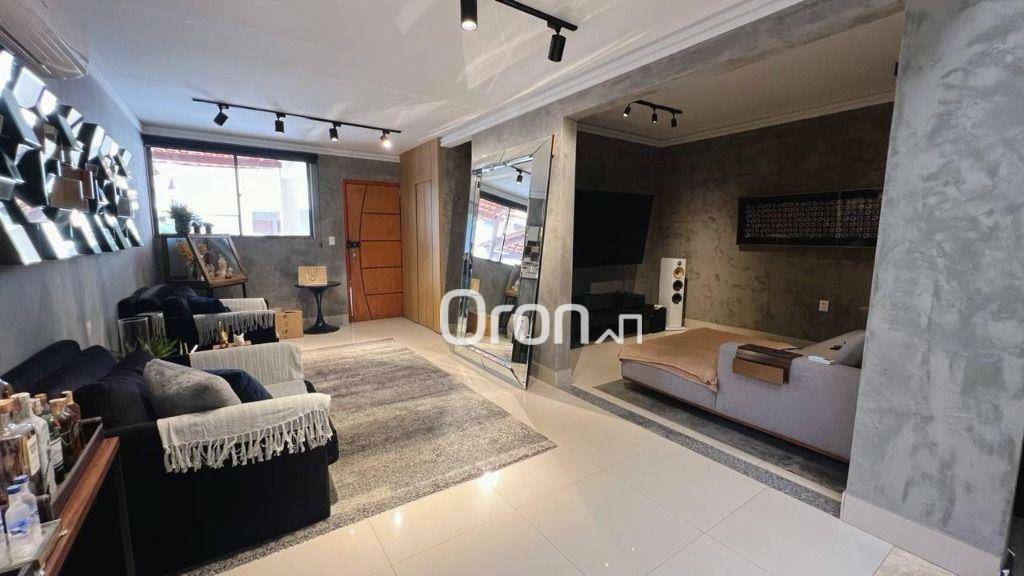 Sobrado à venda com 3 quartos, 223m² - Foto 2