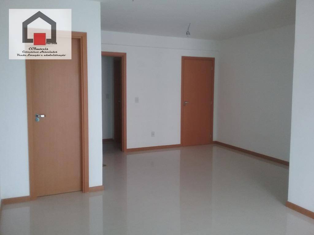 Apartamento à venda com 3 quartos, 140m² - Foto 3