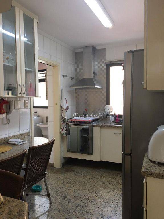 Apartamento à venda com 3 quartos, 105m² - Foto 14