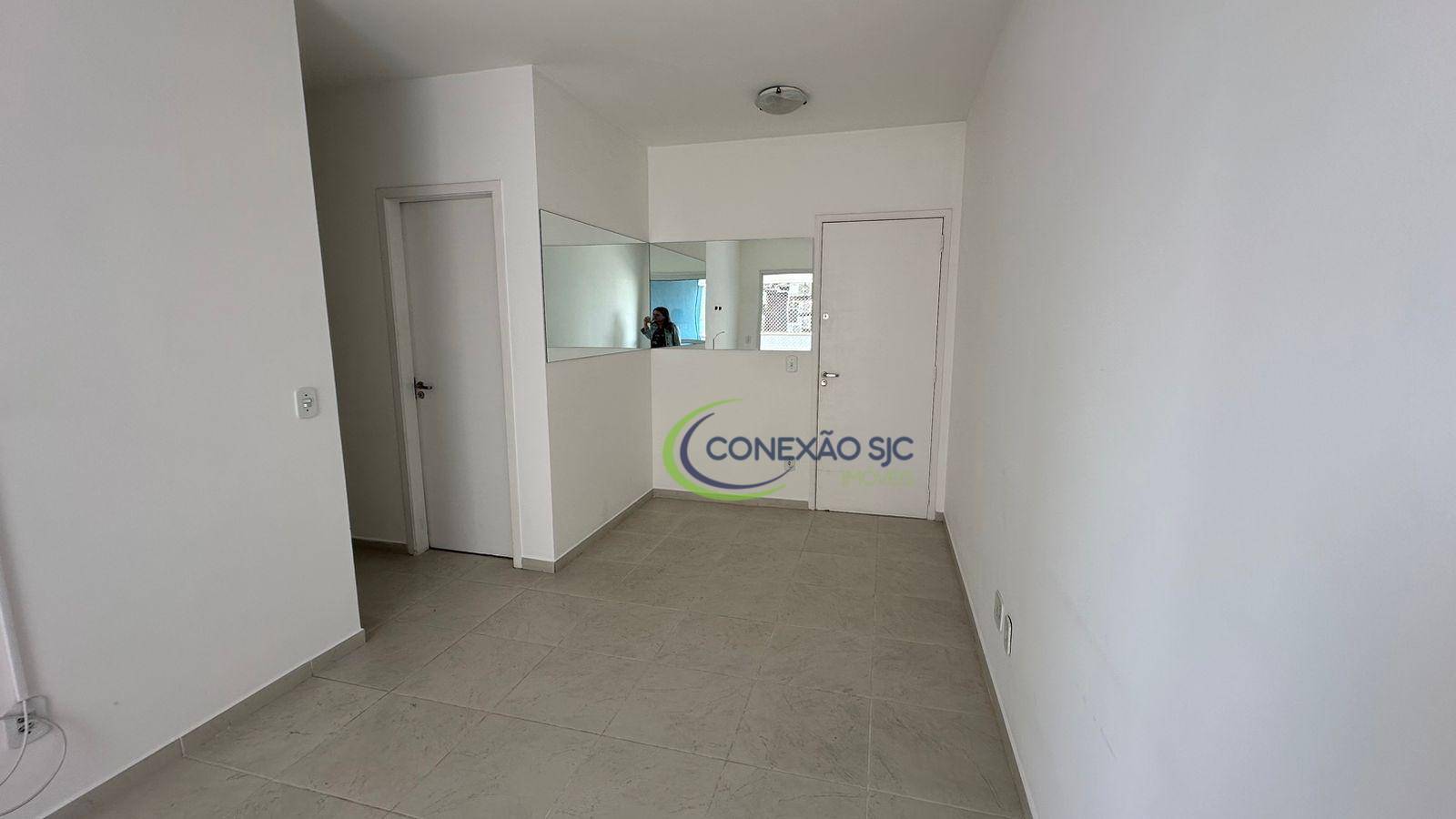 Apartamento à venda com 2 quartos, 67m² - Foto 5