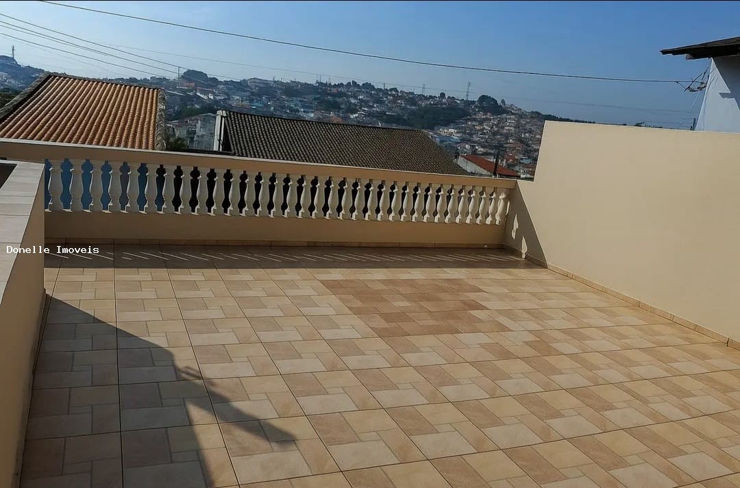 Casa à venda com 3 quartos, 105m² - Foto 3