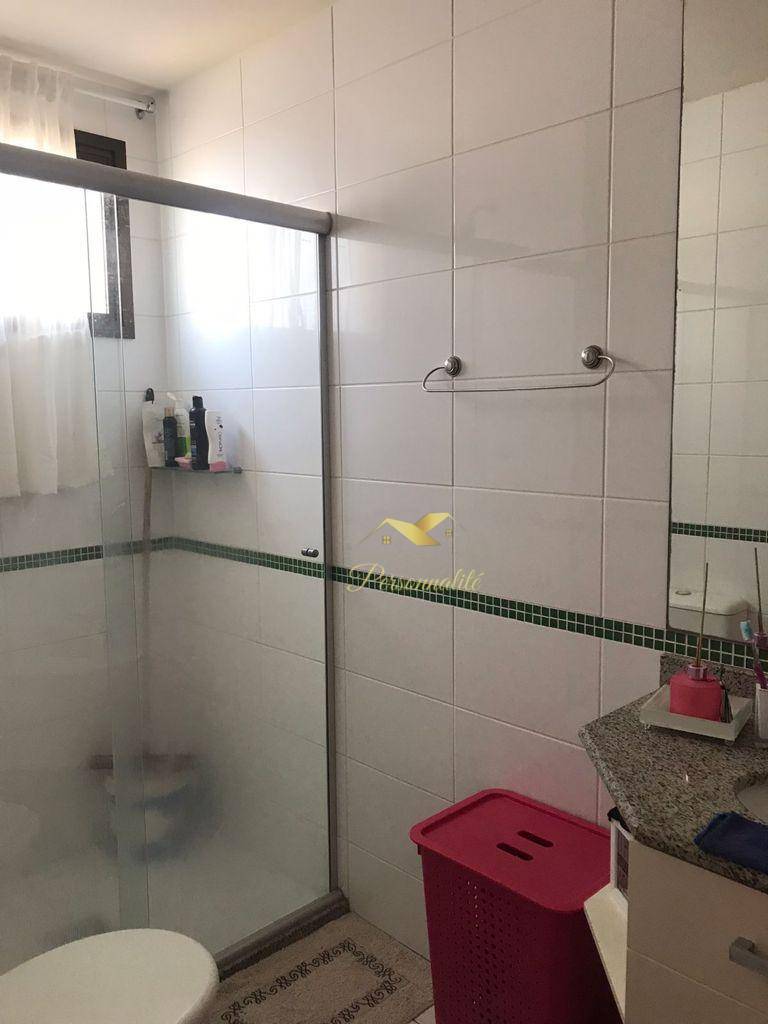 Apartamento à venda com 3 quartos, 217m² - Foto 16