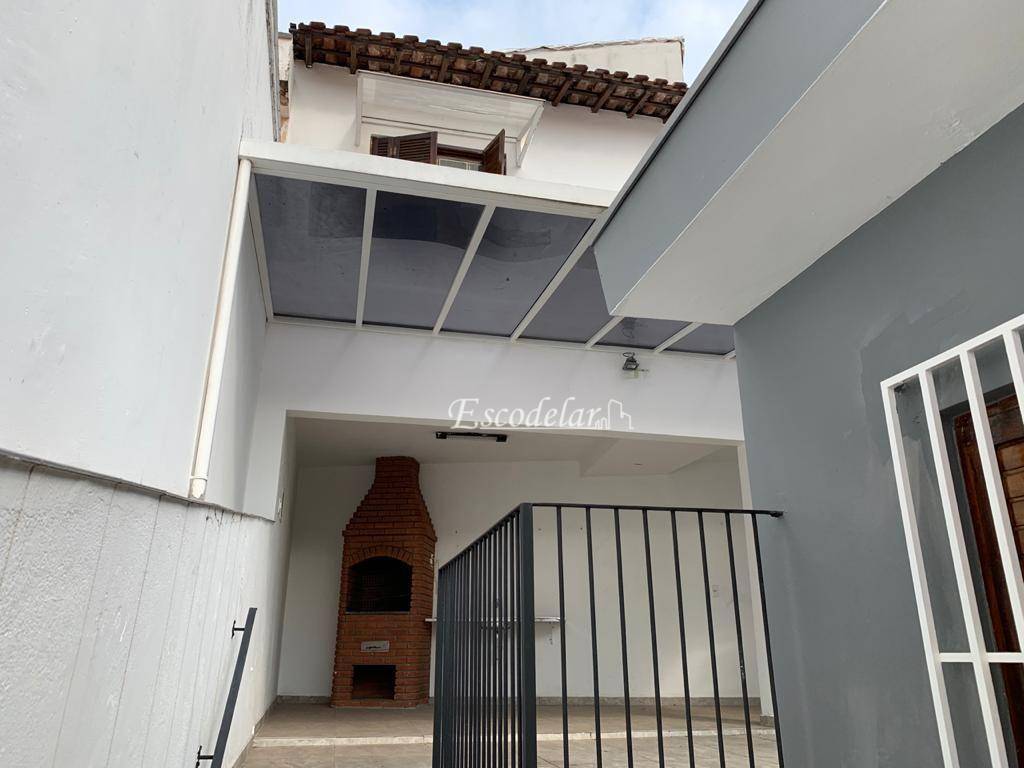 Casa para alugar com 3 quartos, 200m² - Foto 12