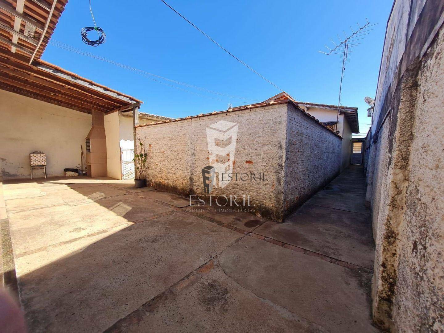 Casa à venda com 3 quartos, 194m² - Foto 28