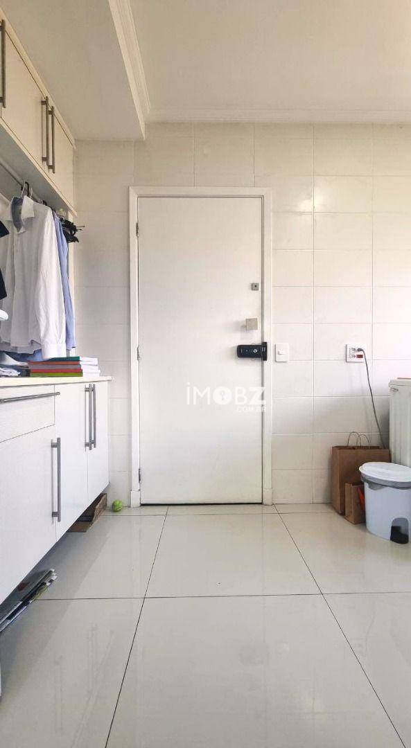 Apartamento à venda com 3 quartos, 175m² - Foto 29