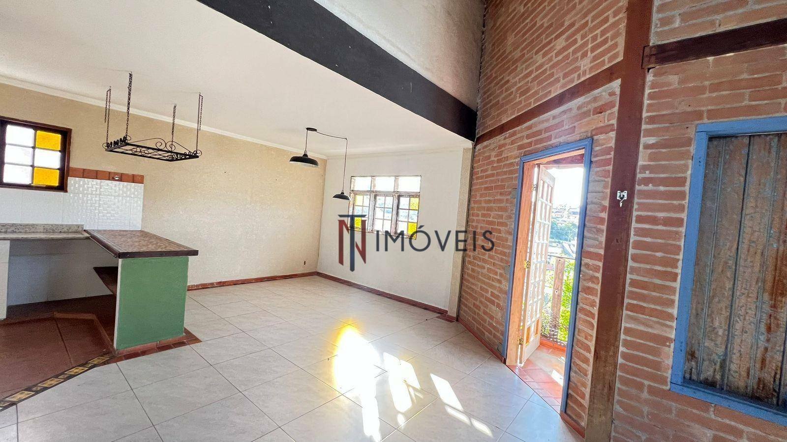 Casa para alugar com 4 quartos, 230m² - Foto 44