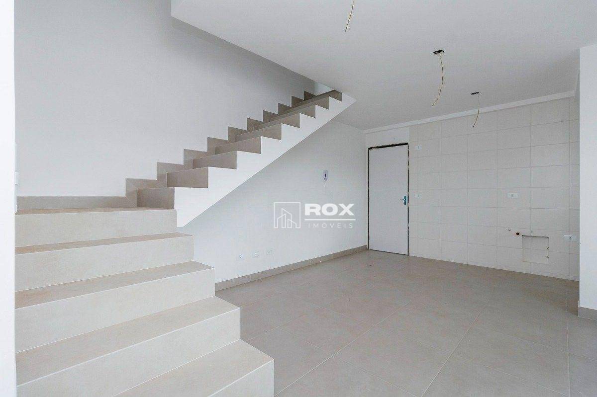 Apartamento para alugar com 2 quartos, 101m² - Foto 2