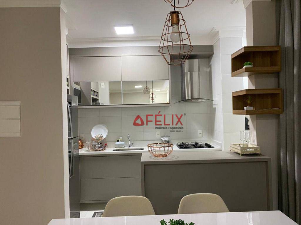 Apartamento à venda com 2 quartos, 64m² - Foto 5