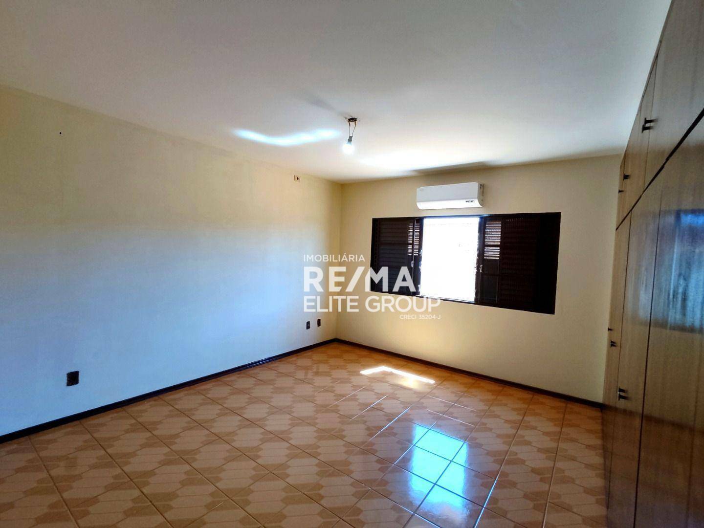 Sobrado à venda com 3 quartos, 337m² - Foto 24