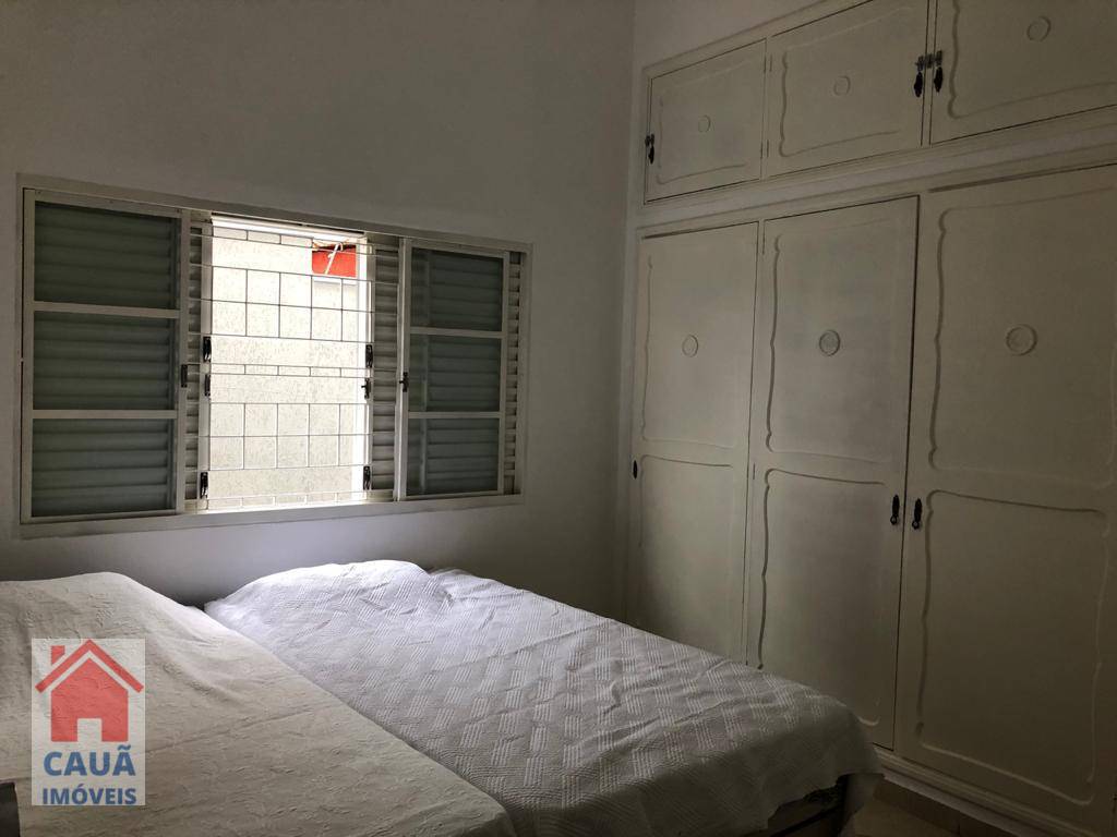 Casa à venda com 3 quartos, 250m² - Foto 7