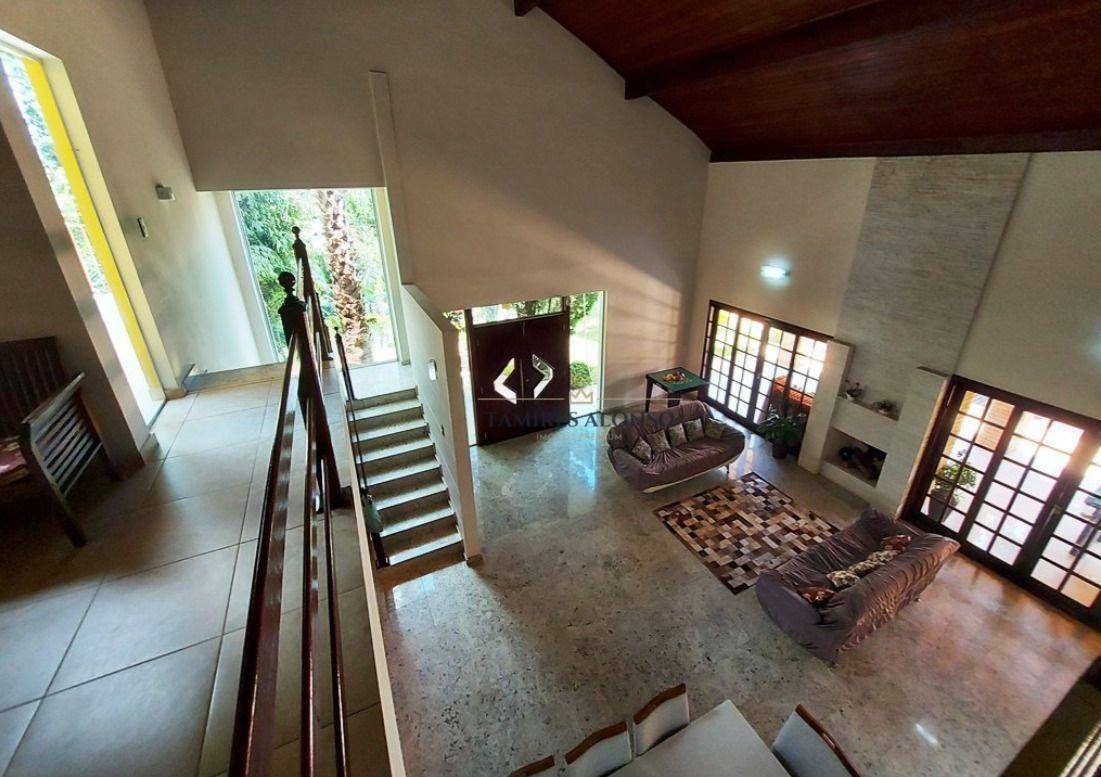 Casa à venda com 5 quartos, 300m² - Foto 8