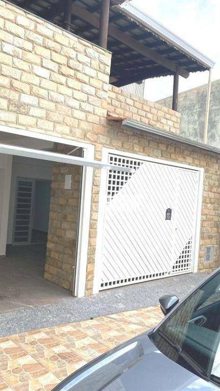 Sobrado à venda com 3 quartos, 240m² - Foto 20