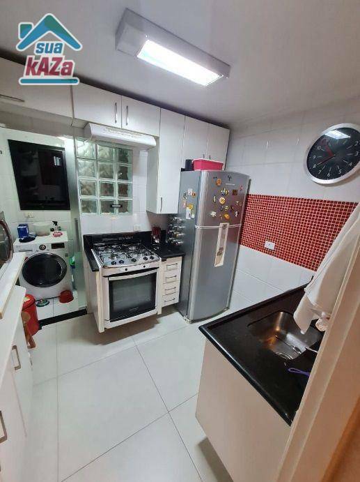 Apartamento à venda com 3 quartos, 70m² - Foto 7