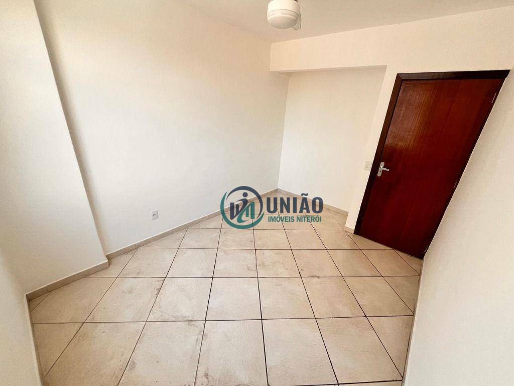 Apartamento à venda com 2 quartos, 70m² - Foto 8