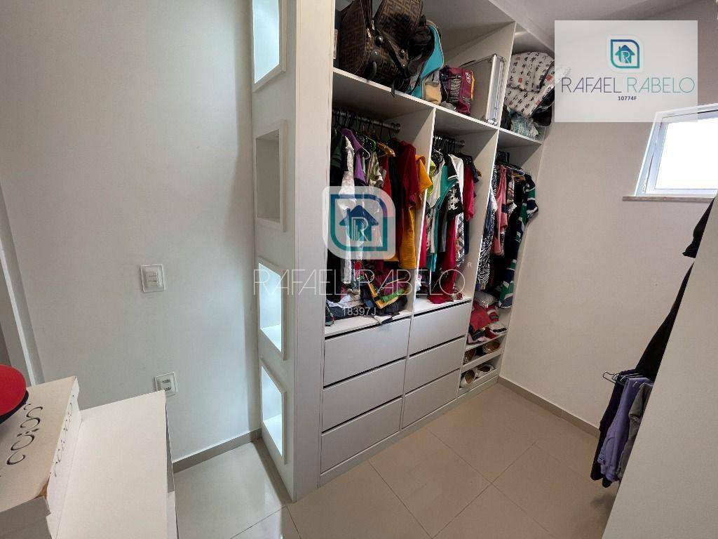 Casa de Condomínio à venda com 4 quartos, 225m² - Foto 13