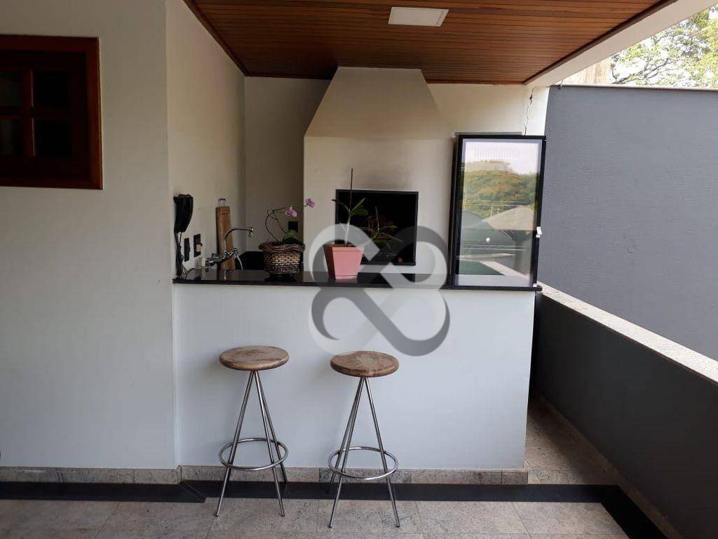 Casa à venda e aluguel com 5 quartos, 421m² - Foto 6