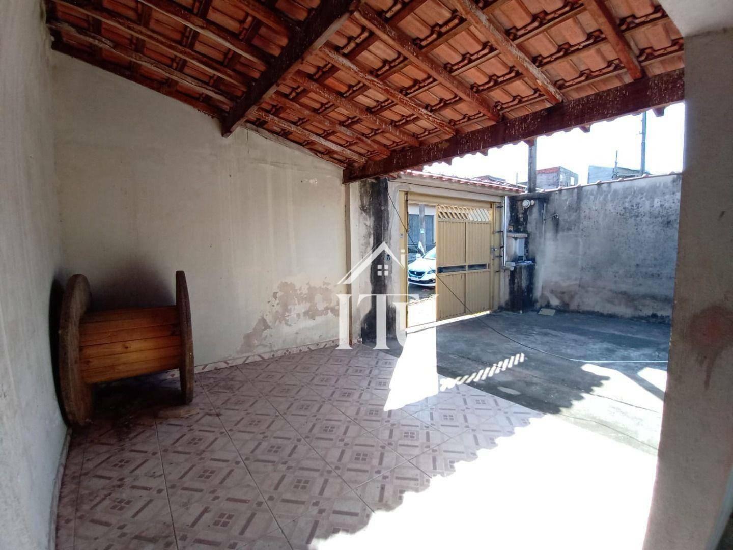 Casa à venda com 3 quartos, 97m² - Foto 11
