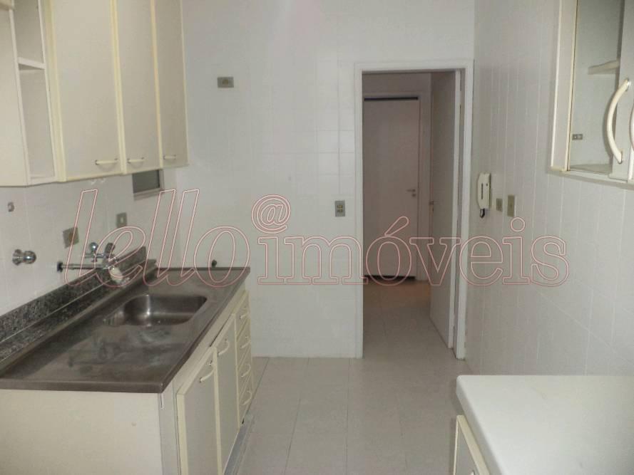 Apartamento para alugar com 2 quartos, 72m² - Foto 12