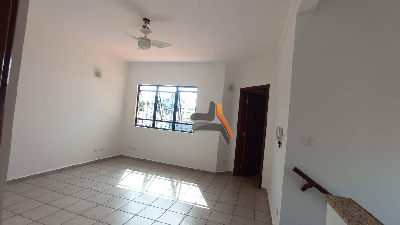 Casa para alugar com 4 quartos, 167m² - Foto 17