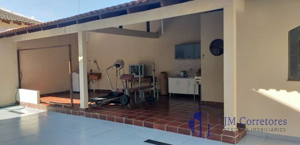 Casa à venda com 3 quartos, 200m² - Foto 18