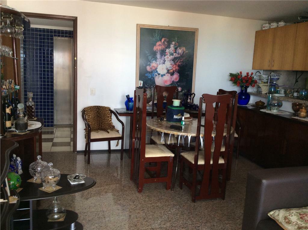 Apartamento à venda com 2 quartos, 60m² - Foto 17