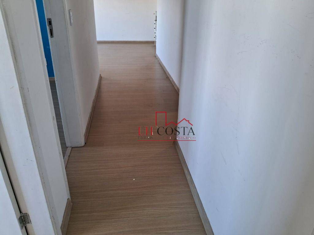 Apartamento à venda com 2 quartos, 70m² - Foto 11