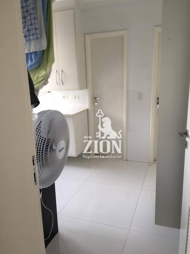 Apartamento à venda com 4 quartos, 220m² - Foto 17