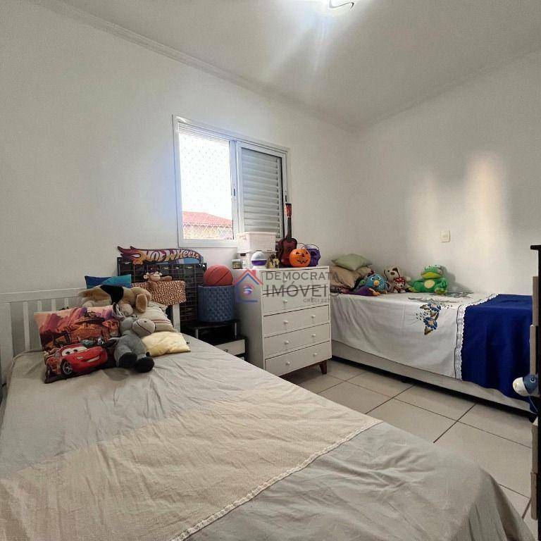 Apartamento à venda com 2 quartos, 72m² - Foto 18