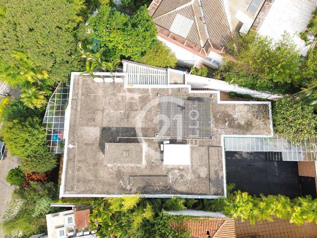 Casa à venda com 4 quartos, 420m² - Foto 24