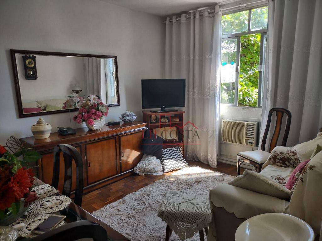 Apartamento à venda com 2 quartos, 65m² - Foto 4